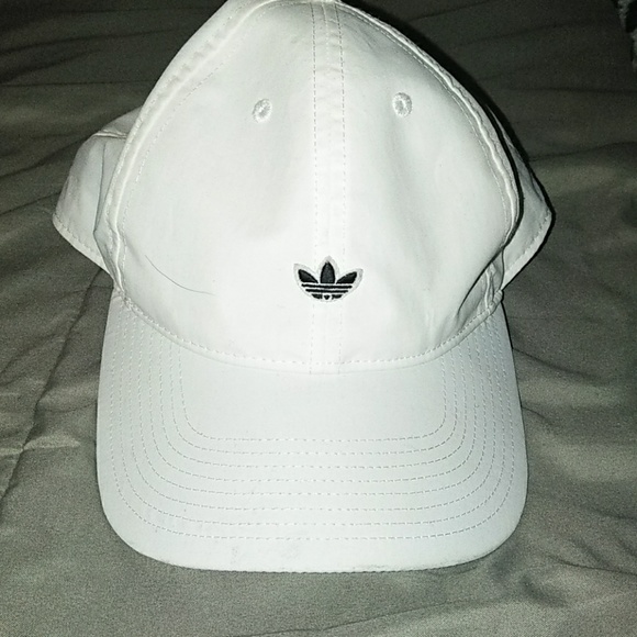 adidas Other - White Adidas hat